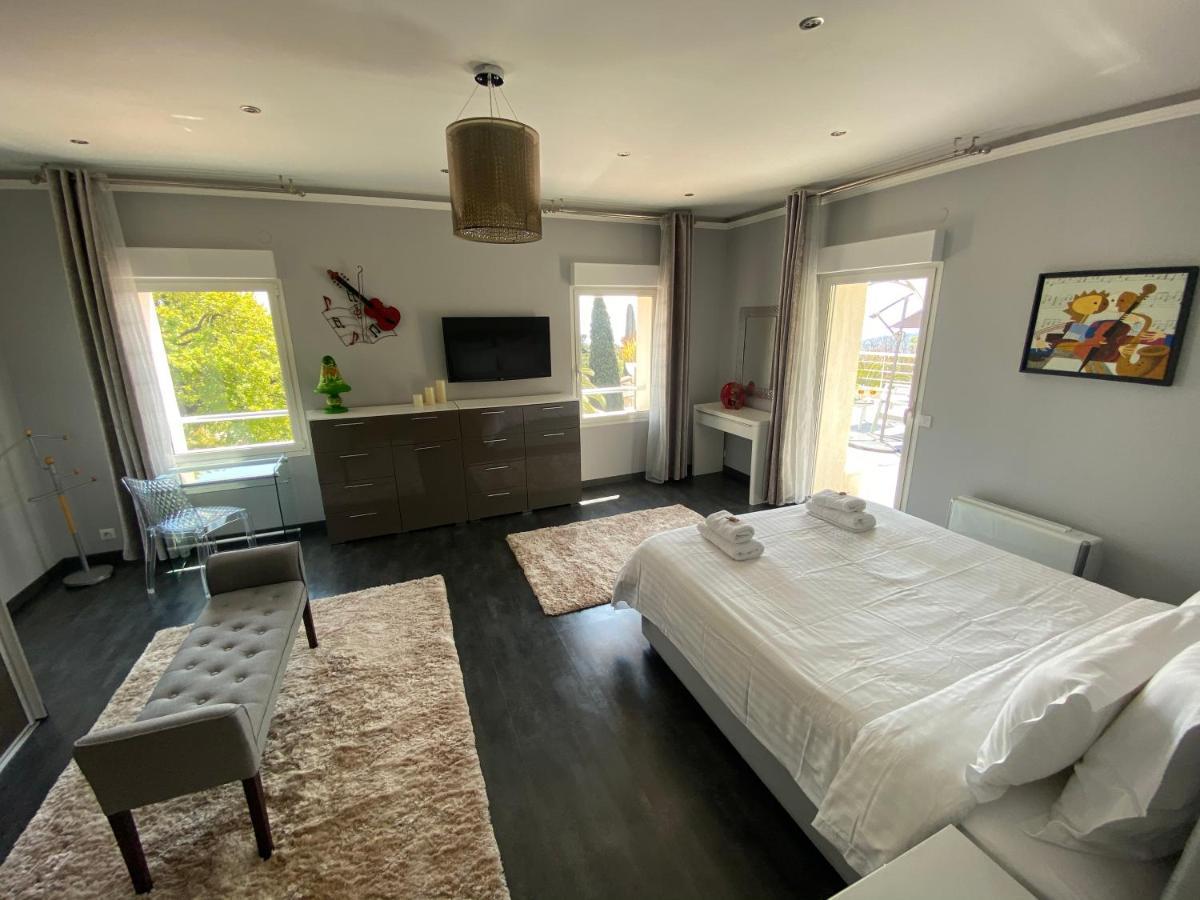 Diamond 5 Star - * Nizza